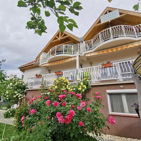Landhaus Forras บาลาตอนฟือเรด ภายนอก รูปภาพ